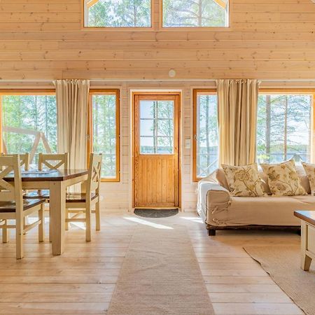 Patalaiska Cottage With Private Beach ルオコラハティ エクステリア 写真