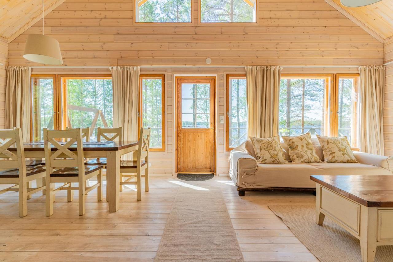 Patalaiska Cottage With Private Beach ルオコラハティ エクステリア 写真